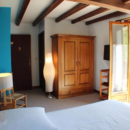 Le Taconet Hotel Le Praz de Lys Ruang foto