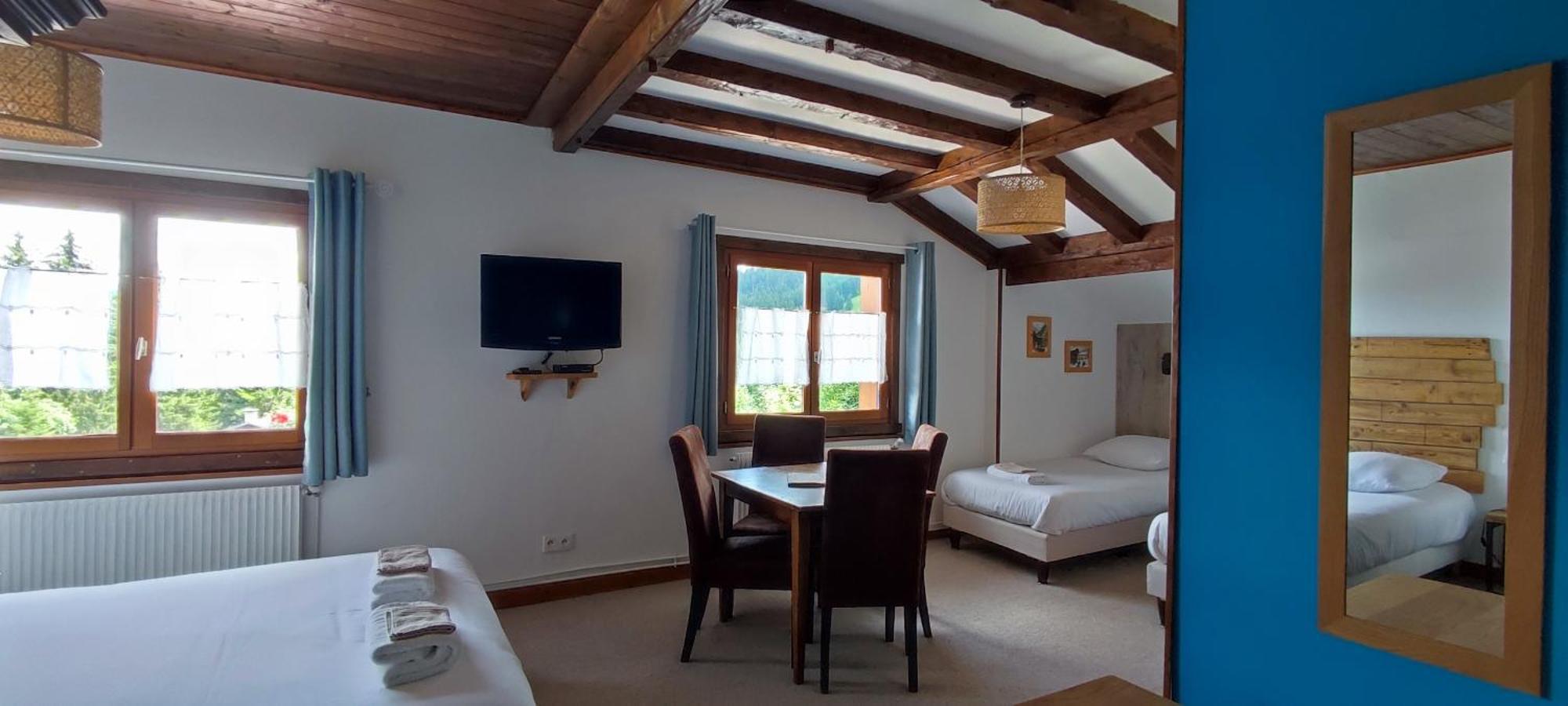 Le Taconet Hotel Le Praz de Lys Ruang foto