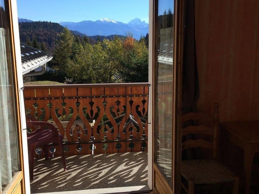 Le Taconet Hotel Le Praz de Lys Bagian luar foto
