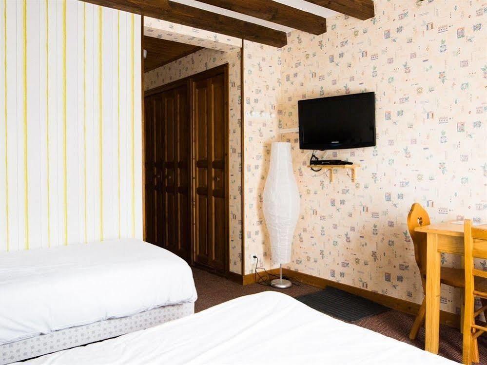 Le Taconet Hotel Le Praz de Lys Bagian luar foto